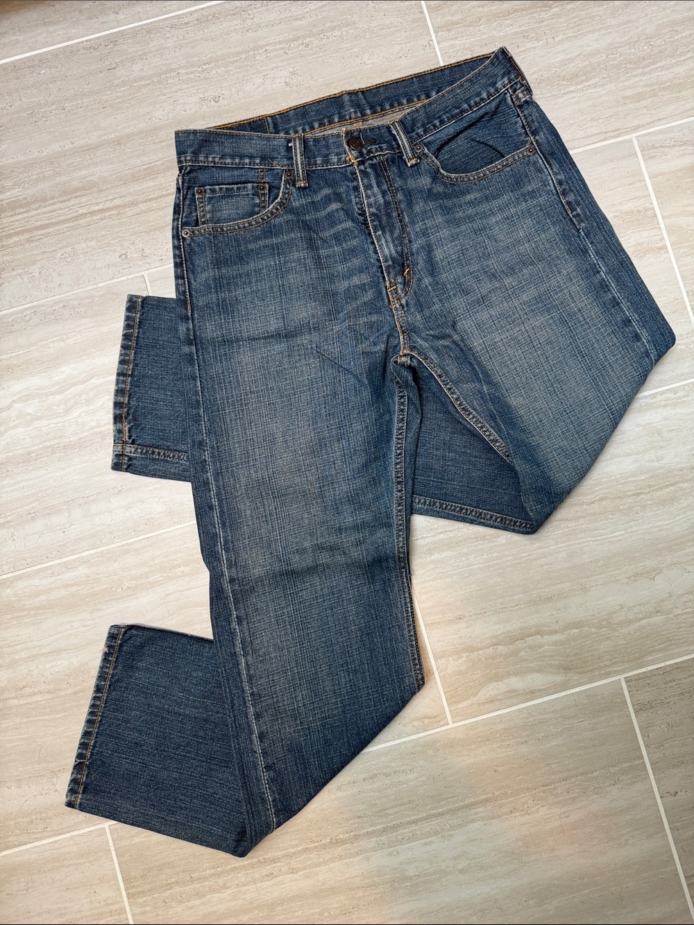 Levi's 505 Men's Straight Jeans - Indigo Blue Wash 33x32